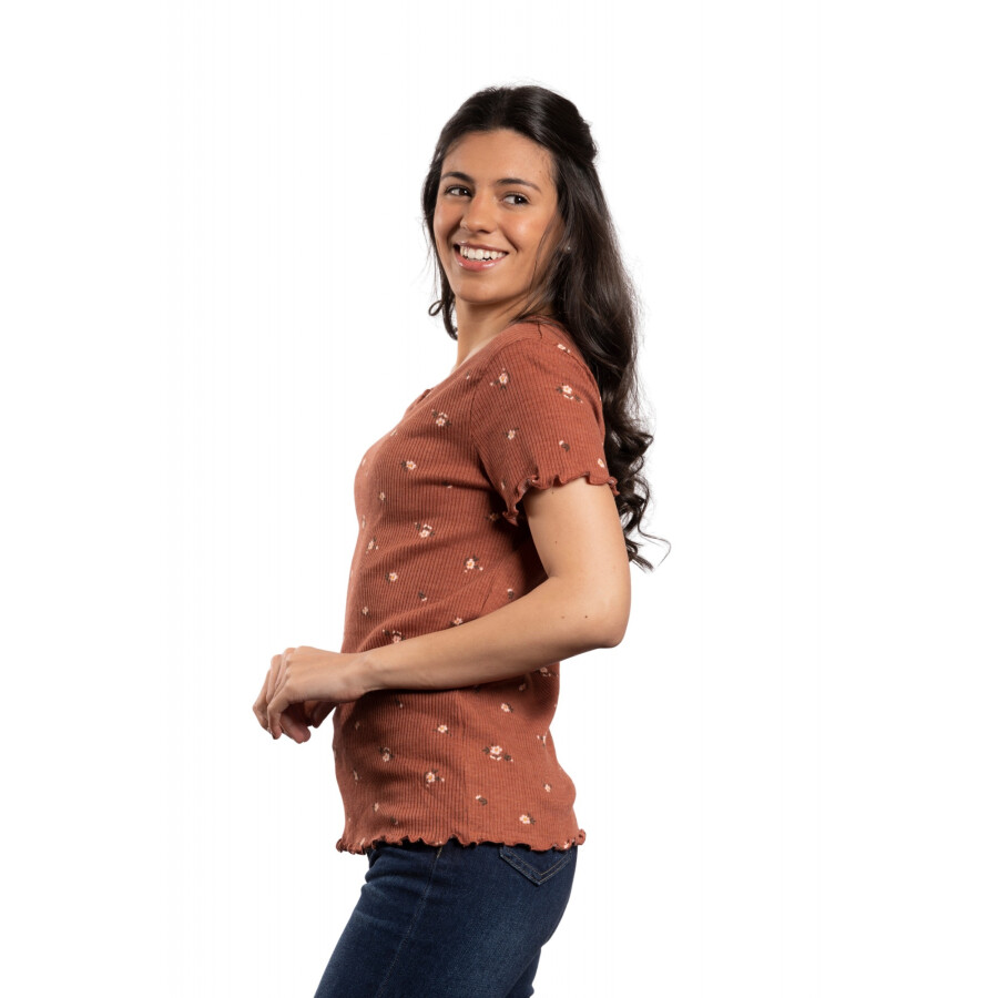 CHERRY REMERA TERRACOTA