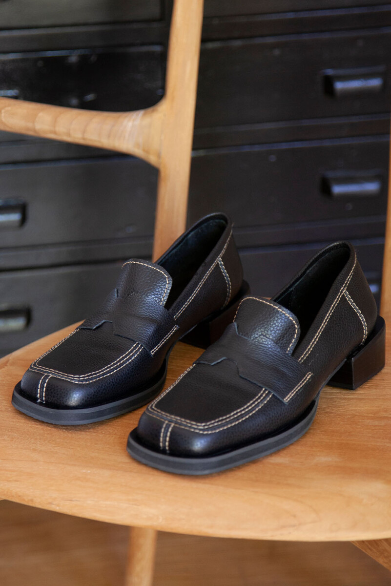 MOCASIN CUERO - NEGRO 