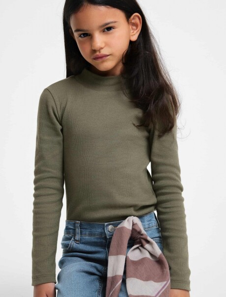 POLERA INFANTIL DE TELA ACANALADA VERDE