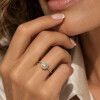 Anillo Evania de Oro Blanco 18k con Brillantes. Anillo Evania de Oro Blanco 18k con Brillantes.
