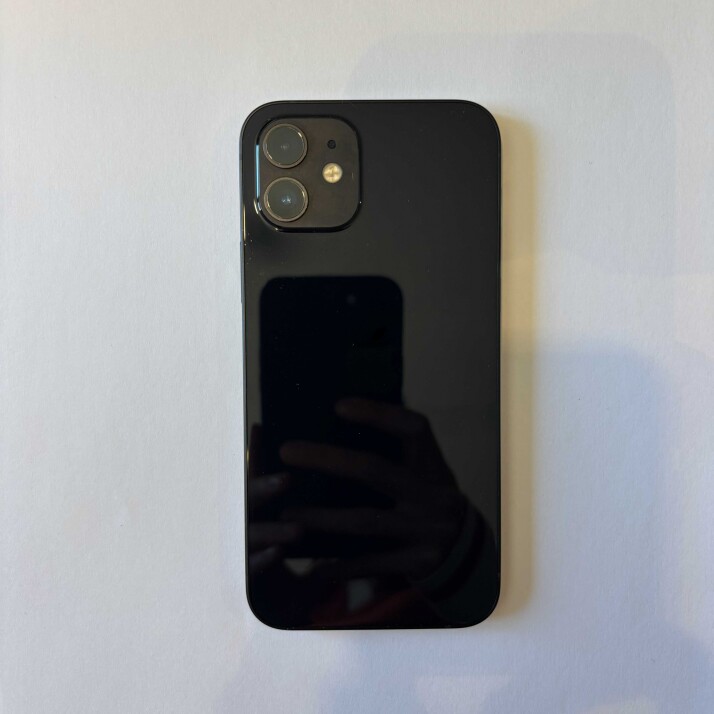 iPhone 12 128 GB - Midnight iPhone 12 128 GB - Midnight