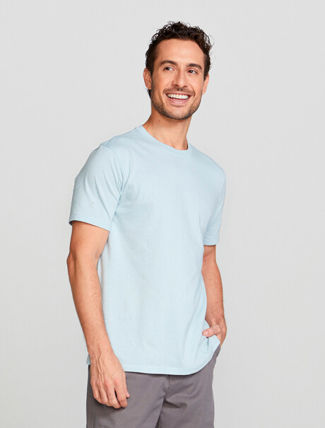 CAMISETA BÁSICA MANGA CORTA CELESTE