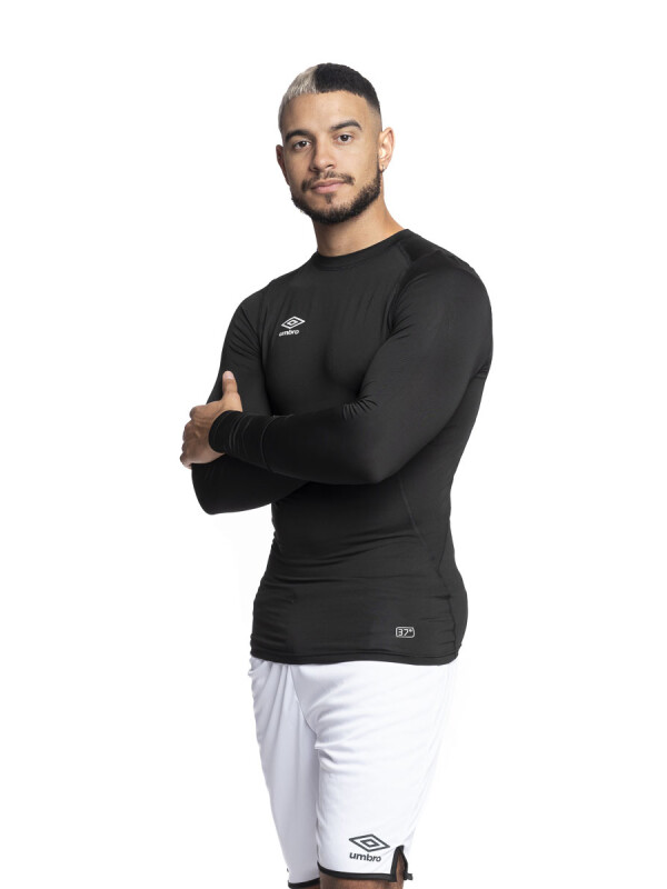 T-Shirt Térmica Manga Larga Umbro Hombre 060