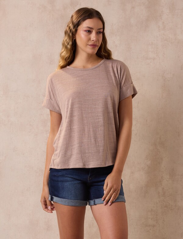 Remera Botones TOSTADO