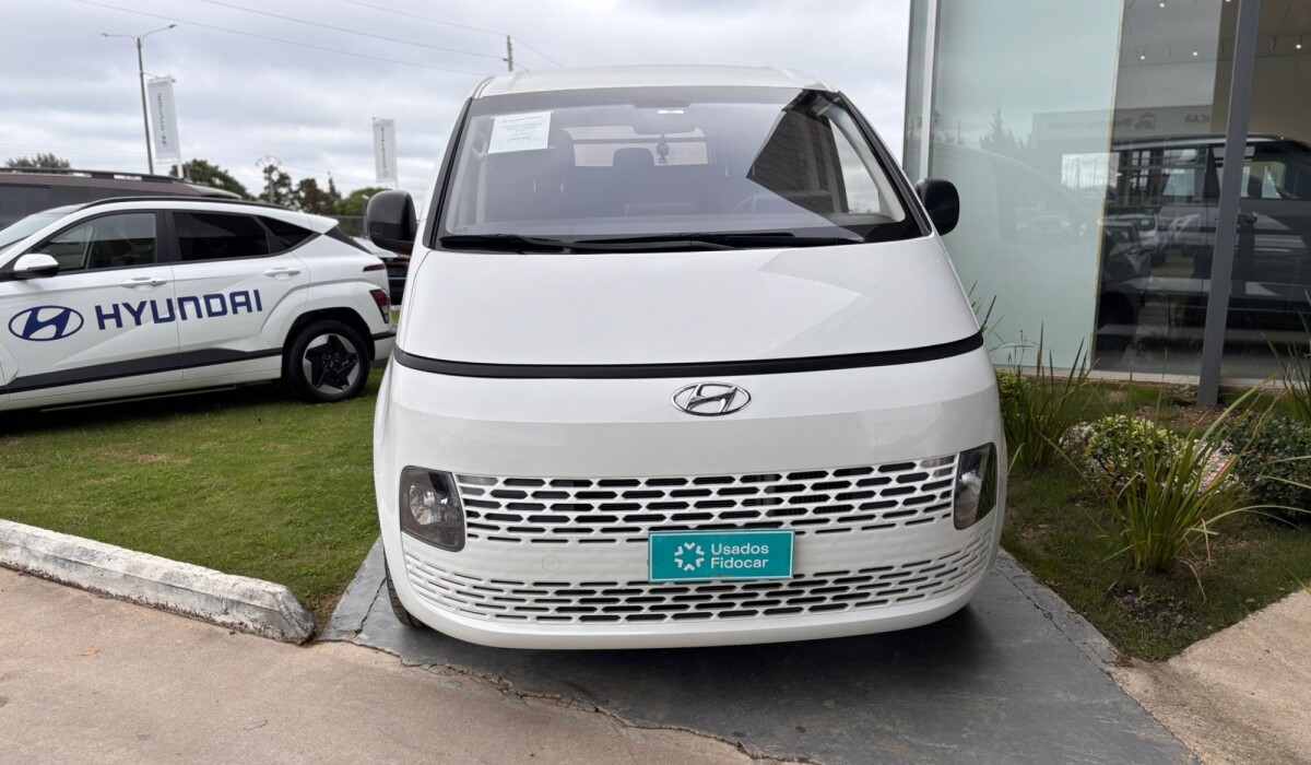 Hyundai Staria 2.2 Diesel Furgon - 2024 Hyundai Staria 2.2 Diesel Furgon - 2024