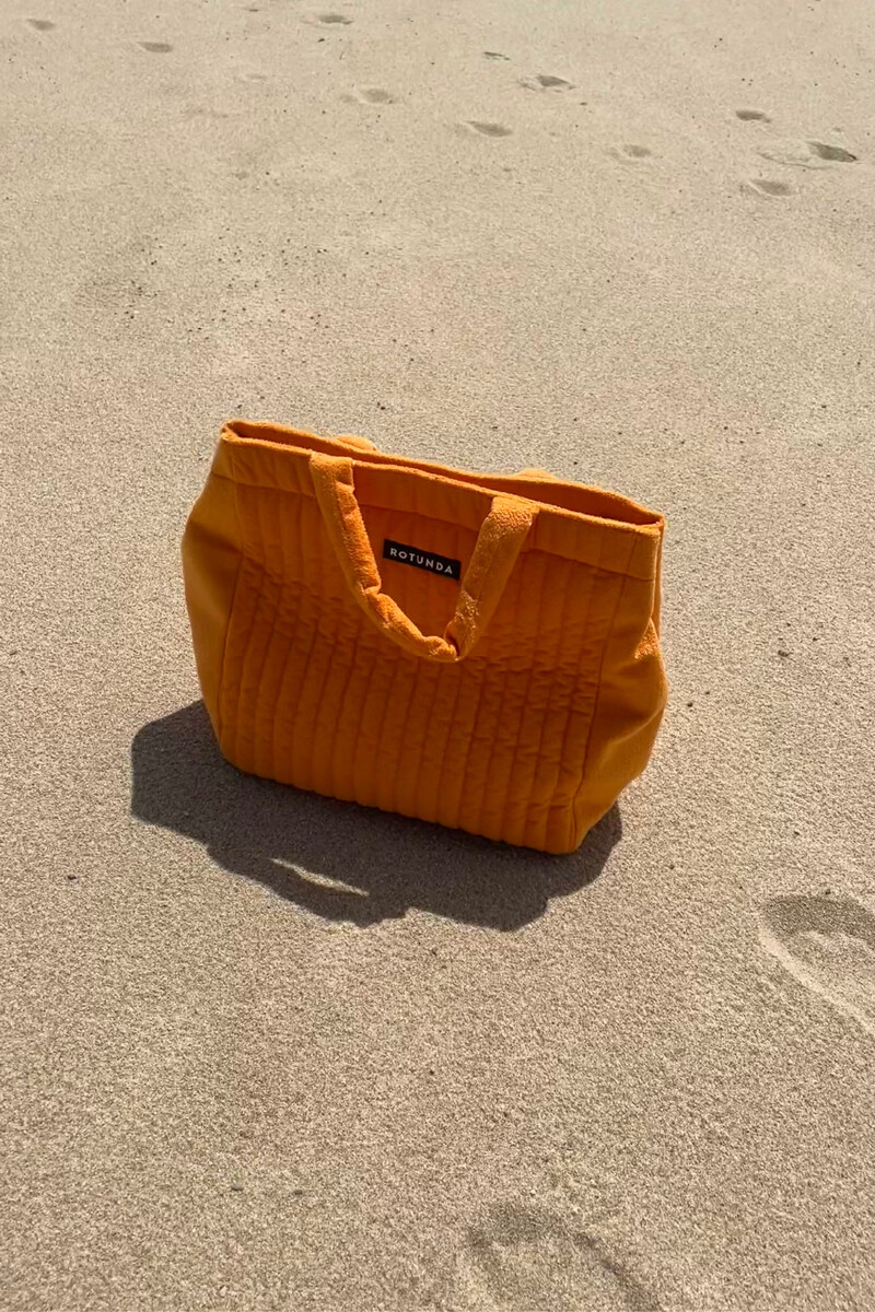 Tow Yellow