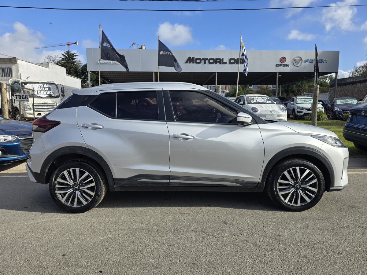 Nissan Kicks 1.6 Exclusive CVT| Permuta / Financia Nissan Kicks 1.6 Exclusive CVT| Permuta / Financia