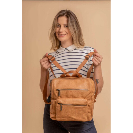 Mochila Clavel Nuez