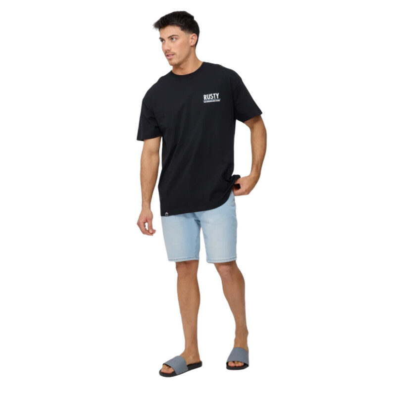 Remera Rusty Rael - Negro Remera Rusty Rael - Negro