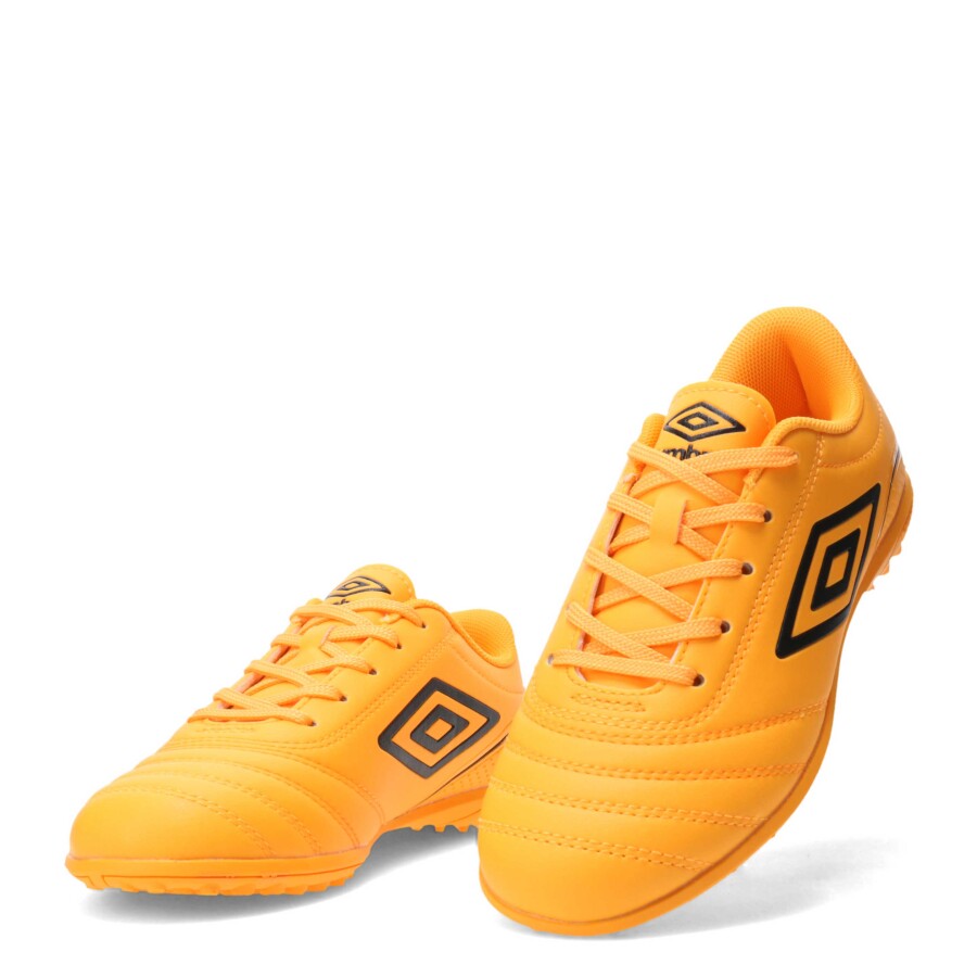 Championes de Niños Umbro Classico III TF Anaranjado - Negro