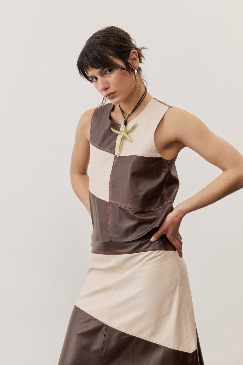 Musculosa Laroche - NEGRO Y CRUDO 