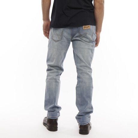 Jean Wrangler de Hombre - GREENSBORO JEAN - W72GRB0STN ELD