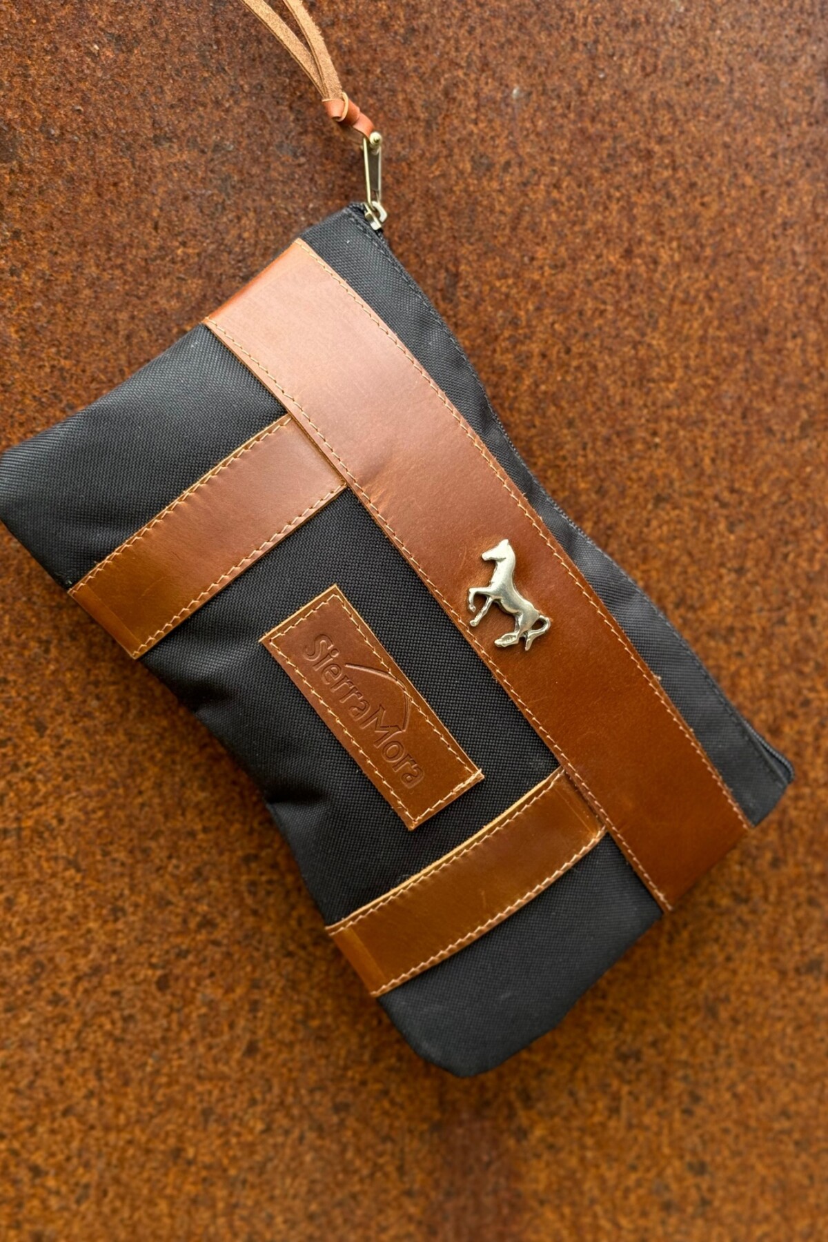 Sobre Cartuchera Mustang Negro