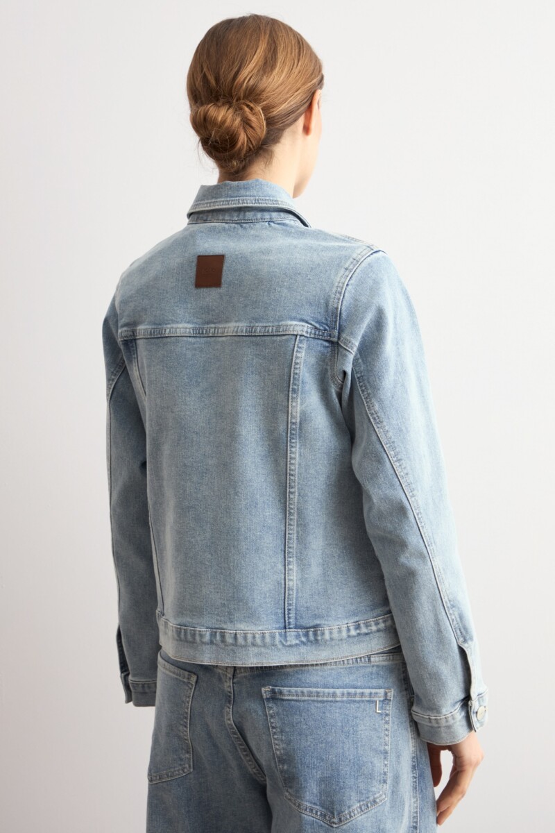 Chaqueta clásica de jean jean medio