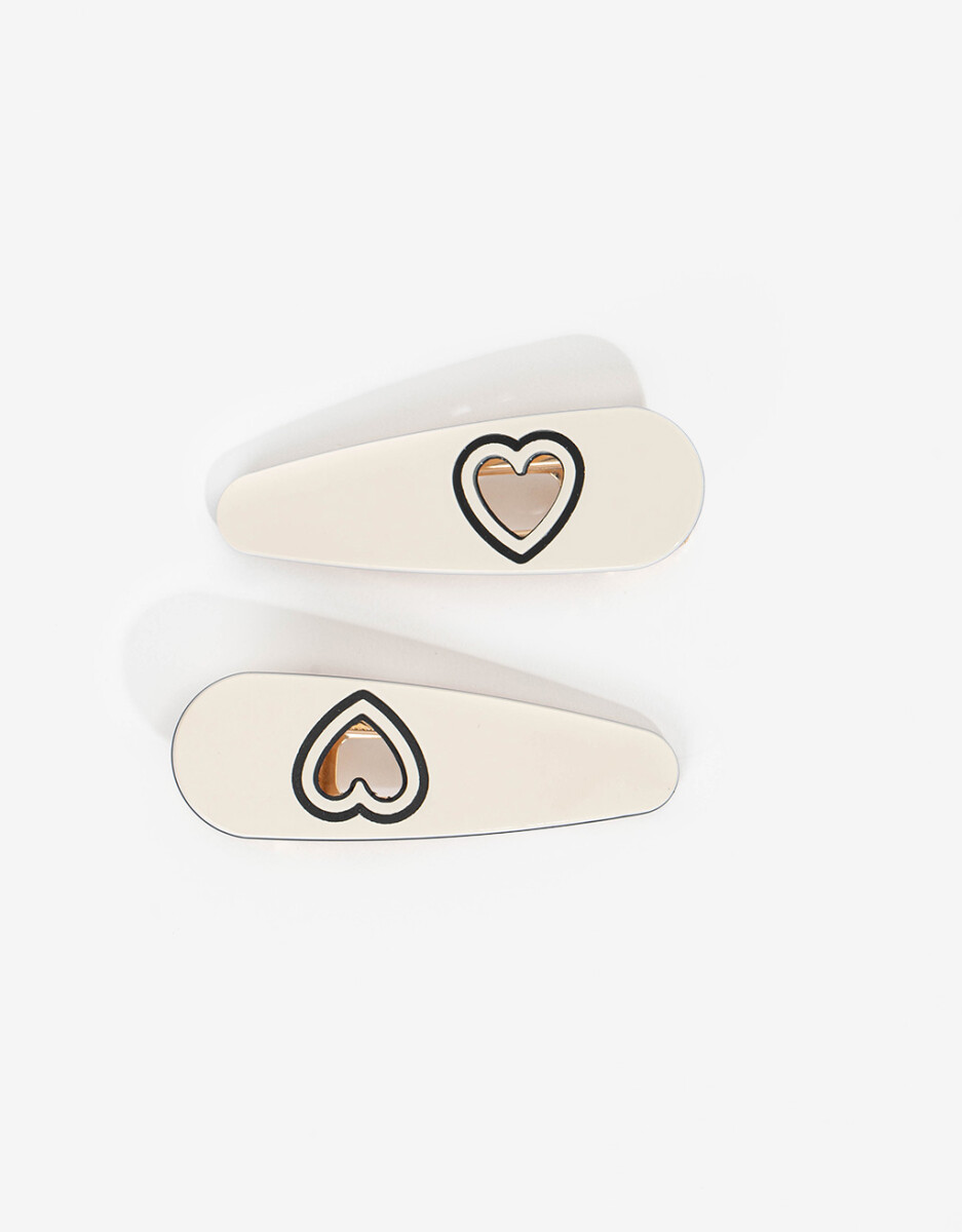 Set De Horquillas Con Corazones 