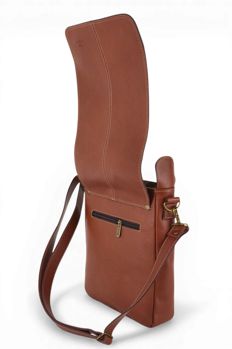 Morral con solapa mediano Marrón