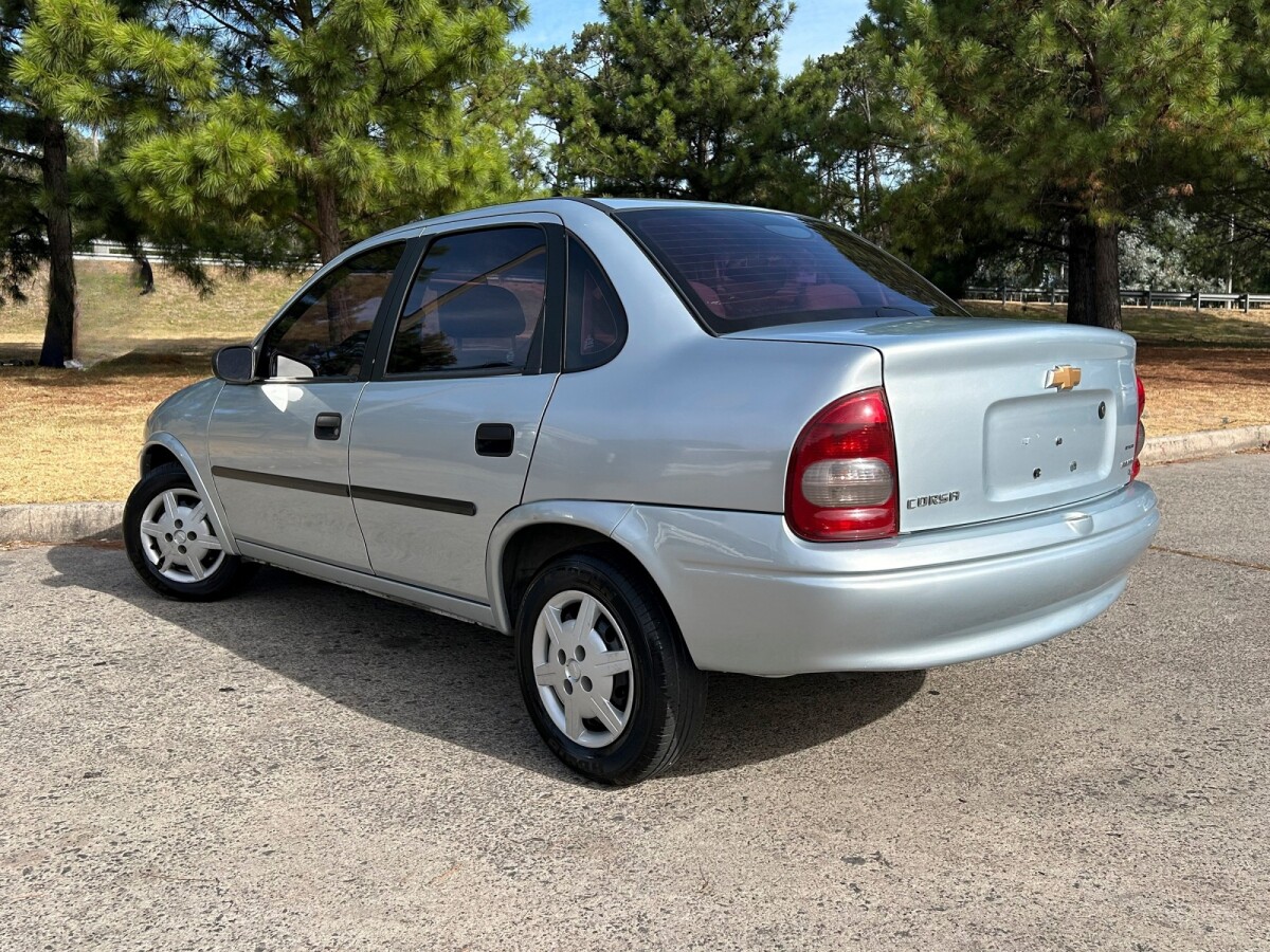 Chevrolet Corsa Classic Super 1.4 | Permuta / Financia Chevrolet Corsa Classic Super 1.4 | Permuta / Financia