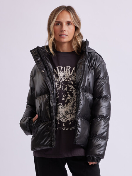 Campera de abrigo con capucha Negra