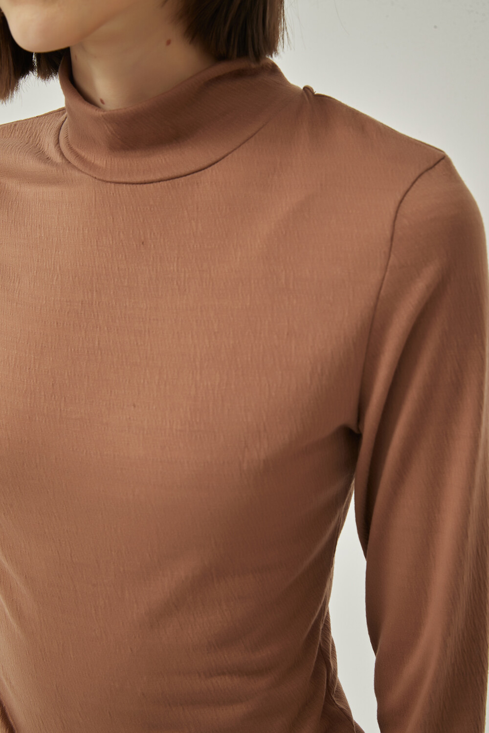 Polera Tito Taupe / Mink / Vison
