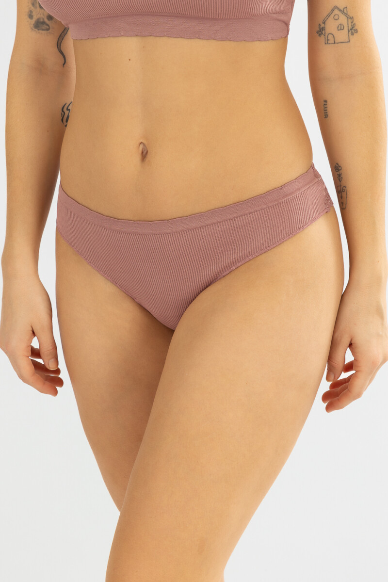 Bikini angelia Rosewood