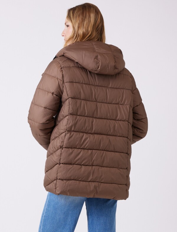Campera Puffer Con Capucha Y Cuello Alto TOSTADO