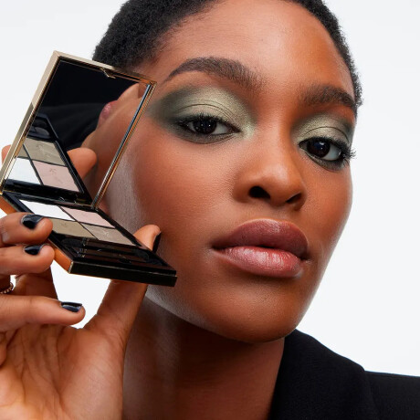 Paleta de Sombras YSL Couture Mini Clutch N°830 Unexplored Paleta de Sombras YSL Couture Mini Clutch N°830 Unexplored