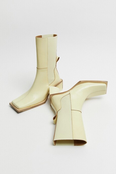 Botas Miista Minnie Cream