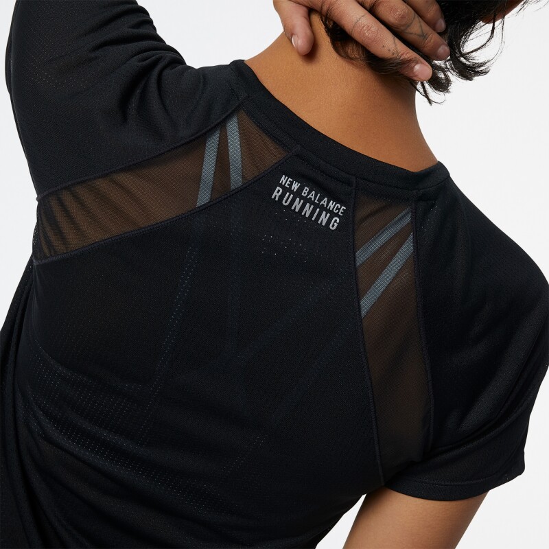 Remera New Balance de Dama IMPACT RUN - WT21262BK BLACK