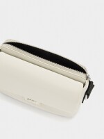 Bolso Bandolera Con Solapa Textura Suave crudo