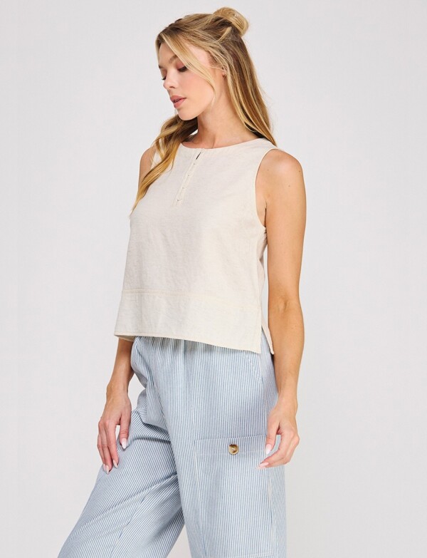 Blusa De Lino Sin Mangas Con Botones BEIGE CLARO