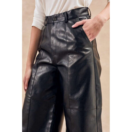 Pantalon Extra Wide Cuero Vegano Negro