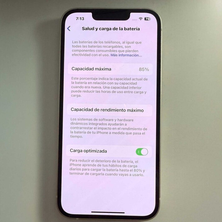 iPhone 13 256GB - White iPhone 13 256GB - White