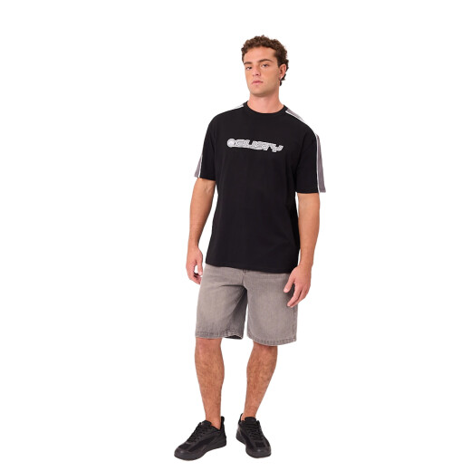 Remera Rusty Zoren - Negro Remera Rusty Zoren - Negro