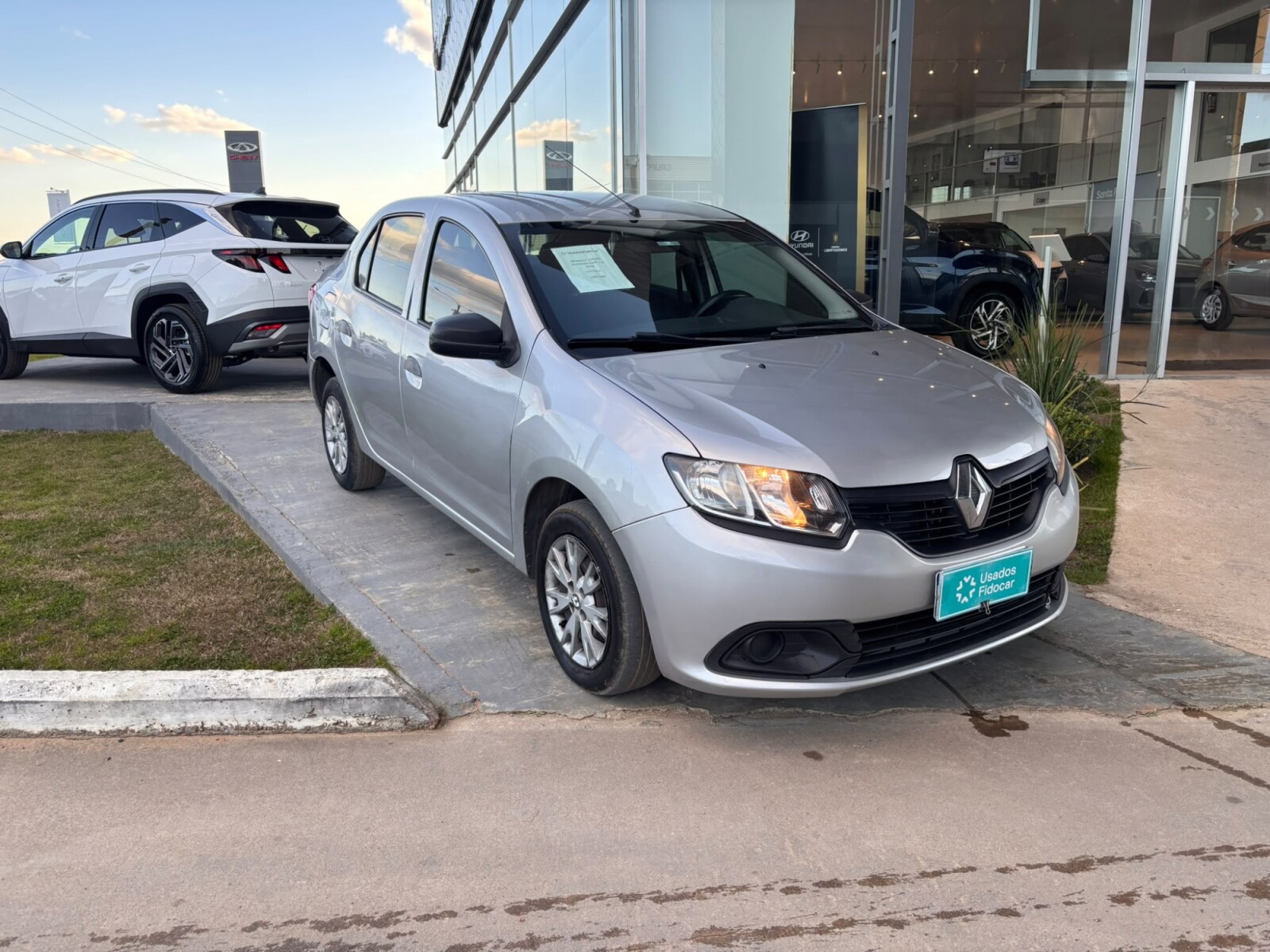 Renault Logan Authentique 1,6 - 2018 