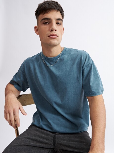 REMERA LEO AZUL