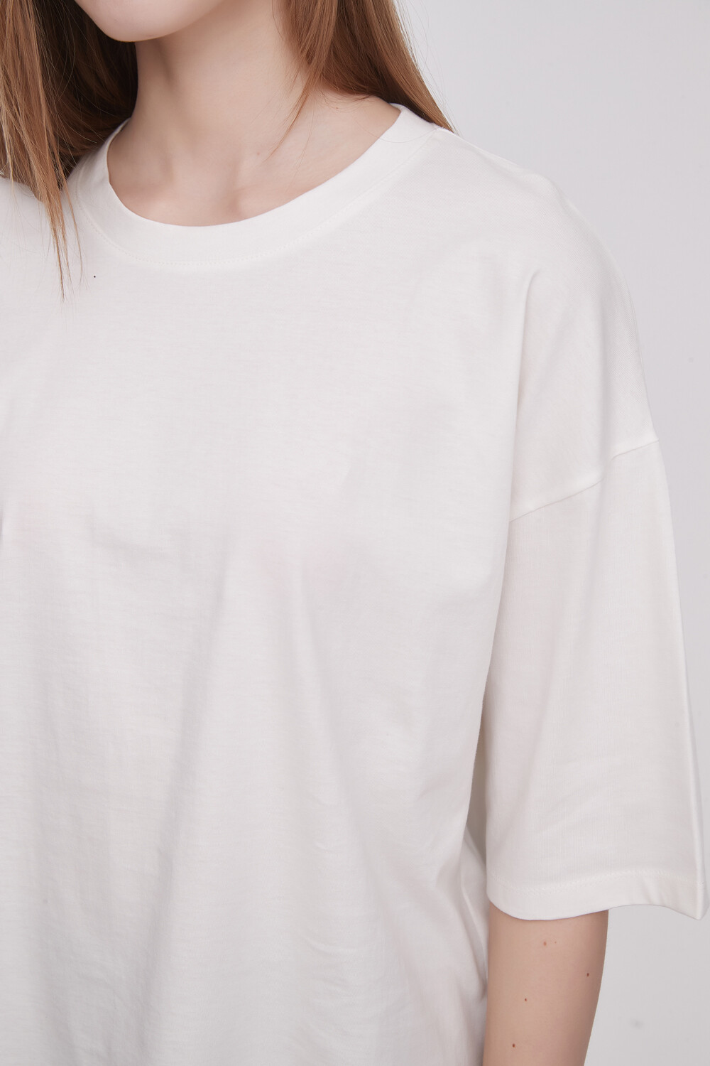 Remera Ahrnia Marfil / Off White