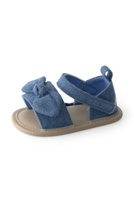 Sandalias azules con velcro y moño Sin color