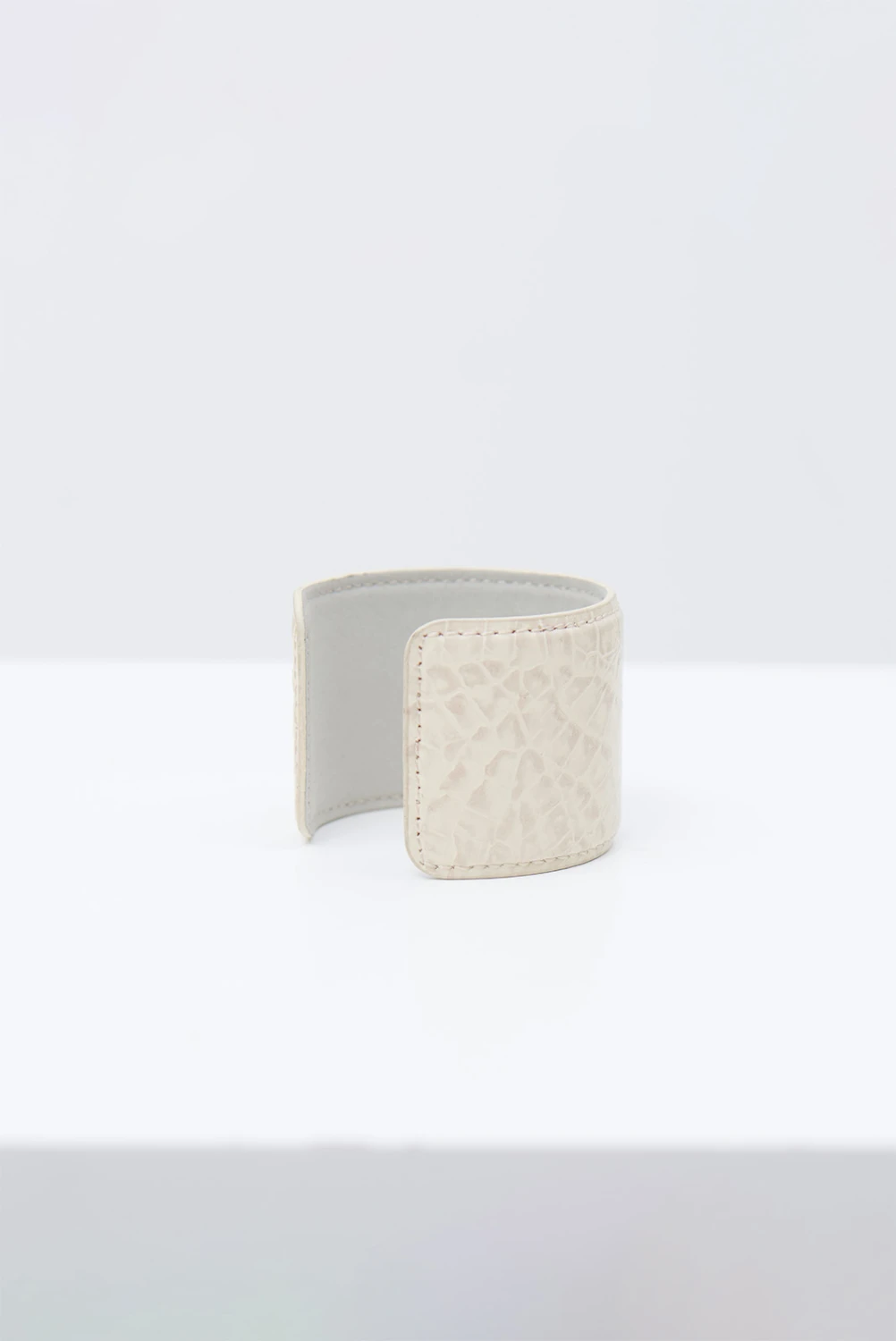 PULSERA CUERO