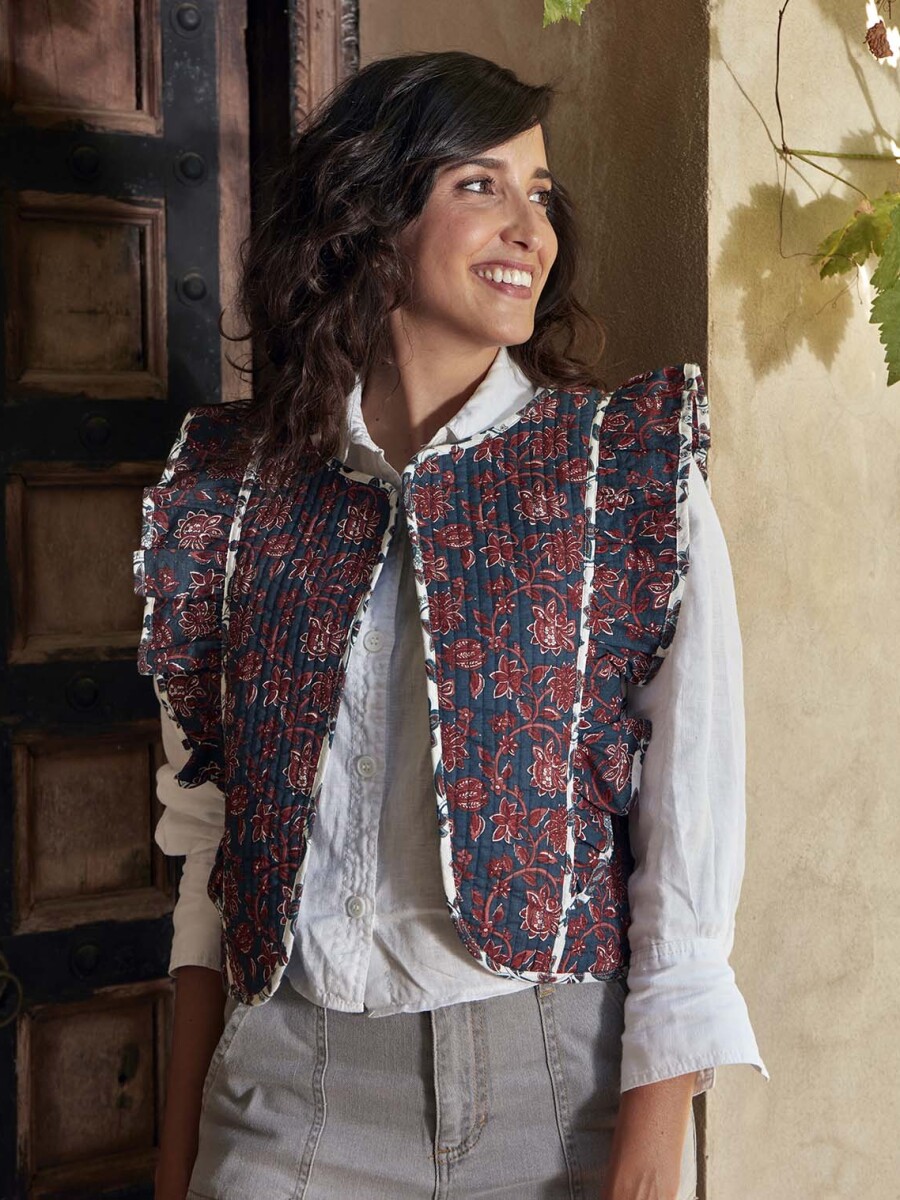 Chaleco Acolchado Con Volante Petroleo