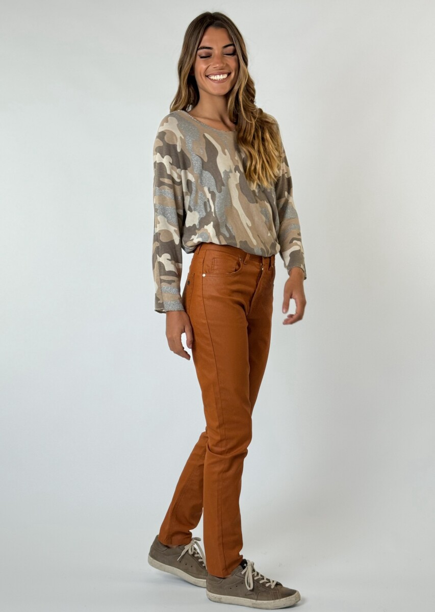 PANTALON ENGOMADO LUNA - CAMEL 