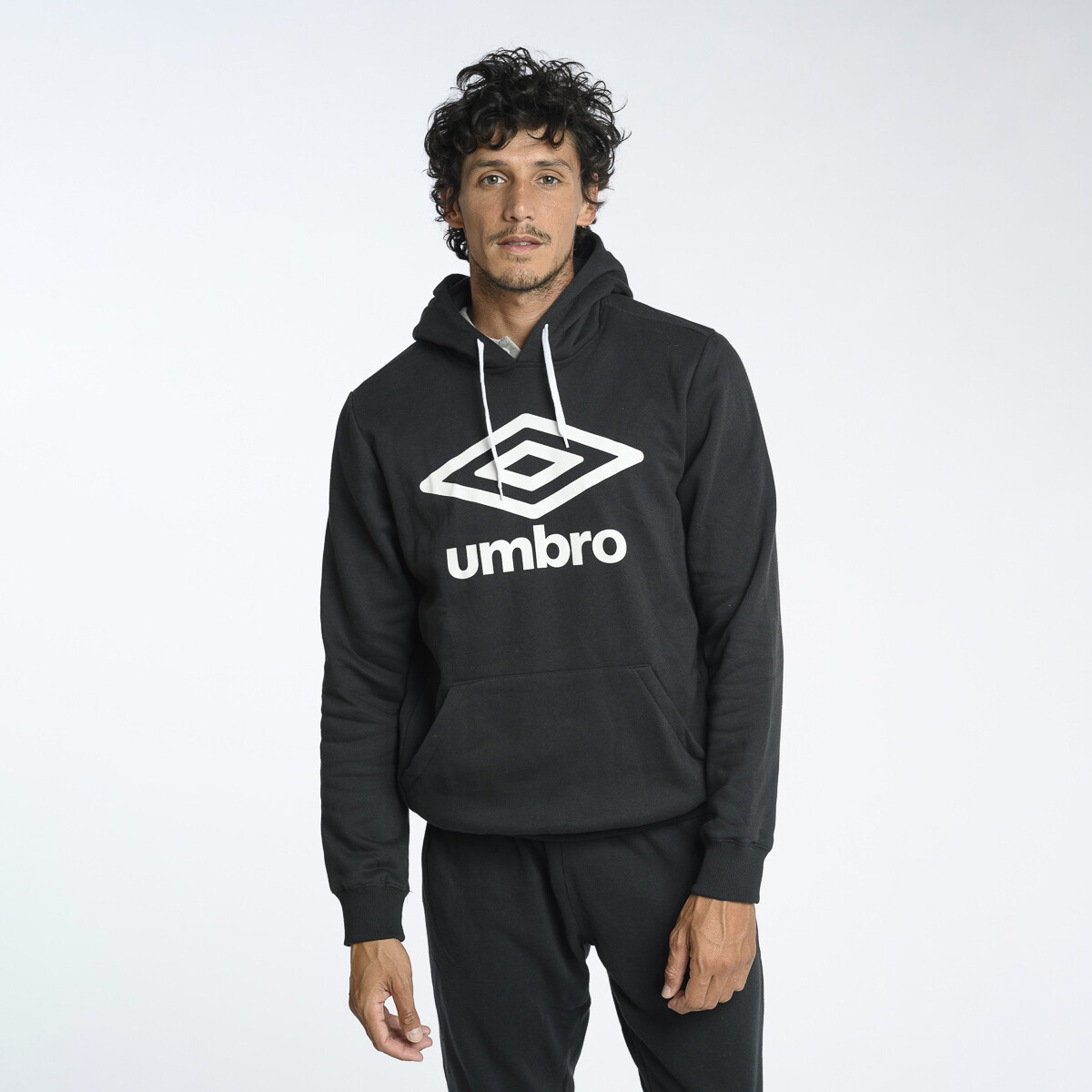 CANGURO FW LARGE LOGO Umbro Hombre - 060 