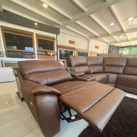 SOFA SILLÓN ESQUINERO RECLINABLE RETRACTIL CON SISTEMA ELECTRICO EN CUERO GENUINO SOFA SILLÓN ESQUINERO RECLINABLE RETRACTIL CON SISTEMA ELECTRICO EN CUERO GENUINO