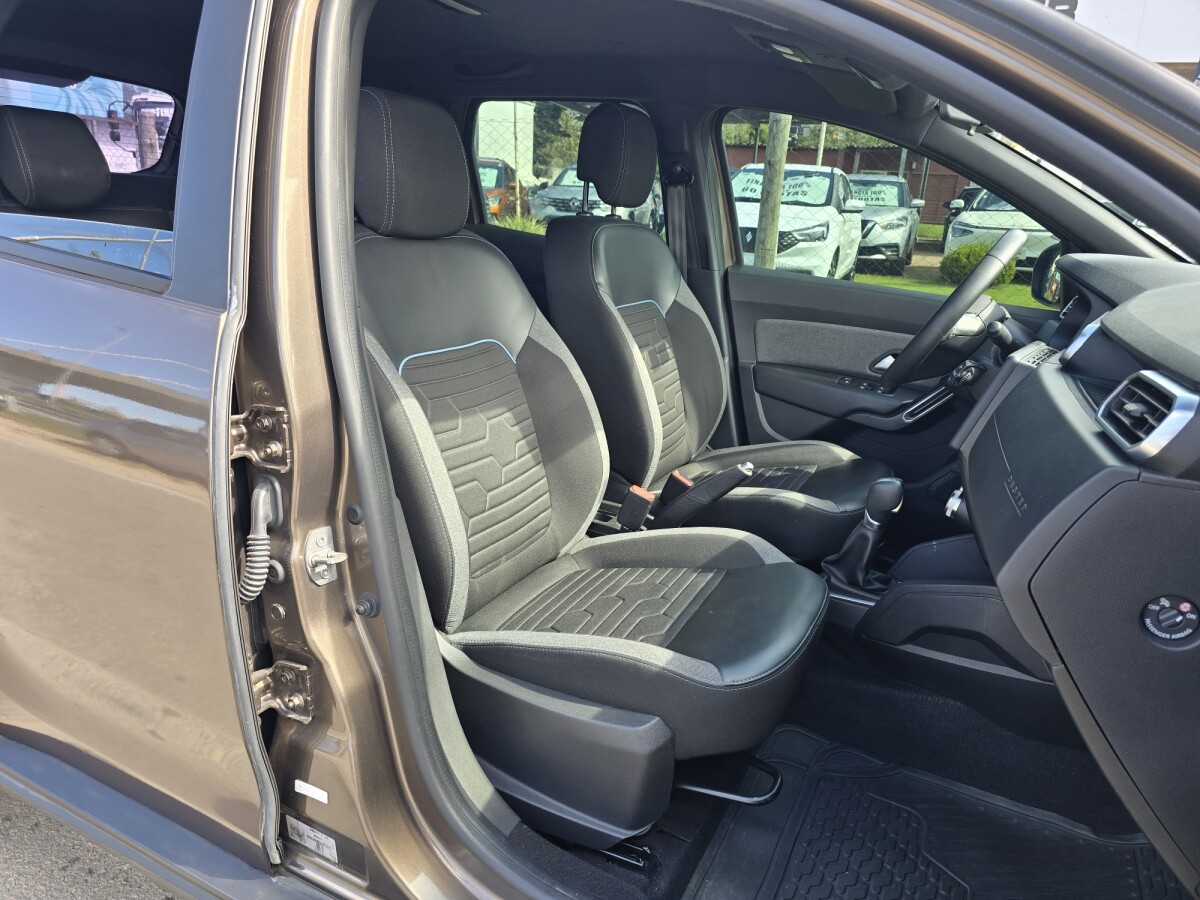 Renault Duster CVT EXCELENTE ESTADO! | Permuta / Financia Renault Duster CVT EXCELENTE ESTADO! | Permuta / Financia