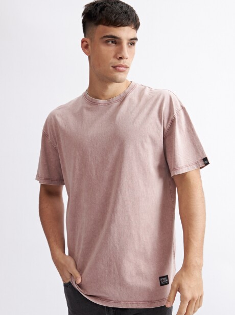 REMERA LEO LILA