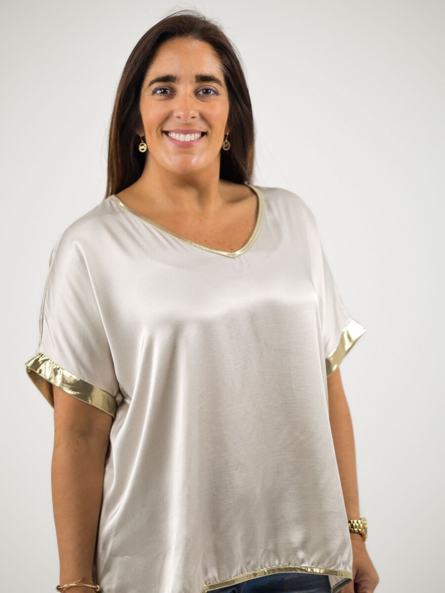 Blusa de seda lisa Blusa de seda lisa