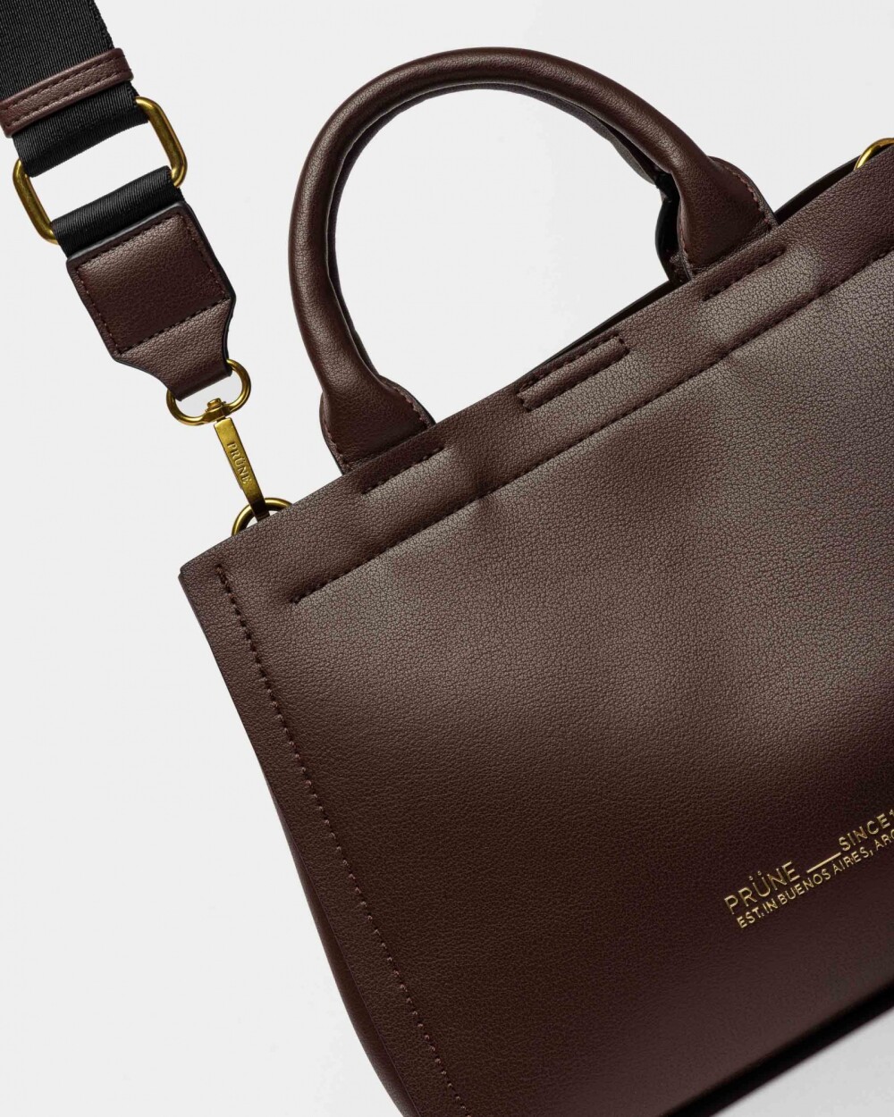 Cartera de Mano Anette Chica en Efecto Cuero Liso Marron