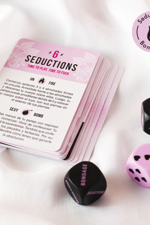 Les Amants: juego de cartas con dados rosa