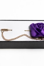 Pin para el Ojal Diseño Flor VIOLETA