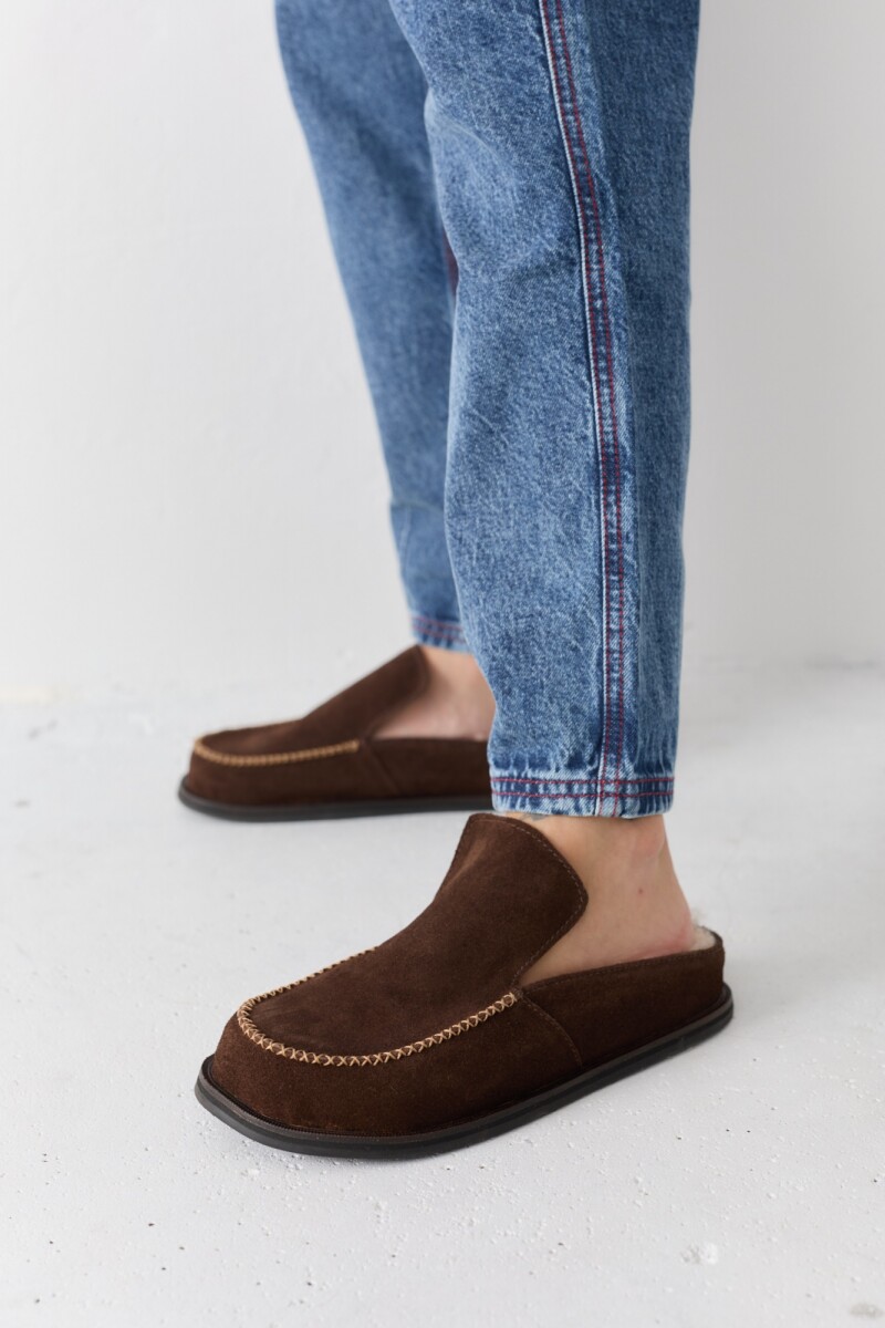 ZUECO DAILY - Chocolate 