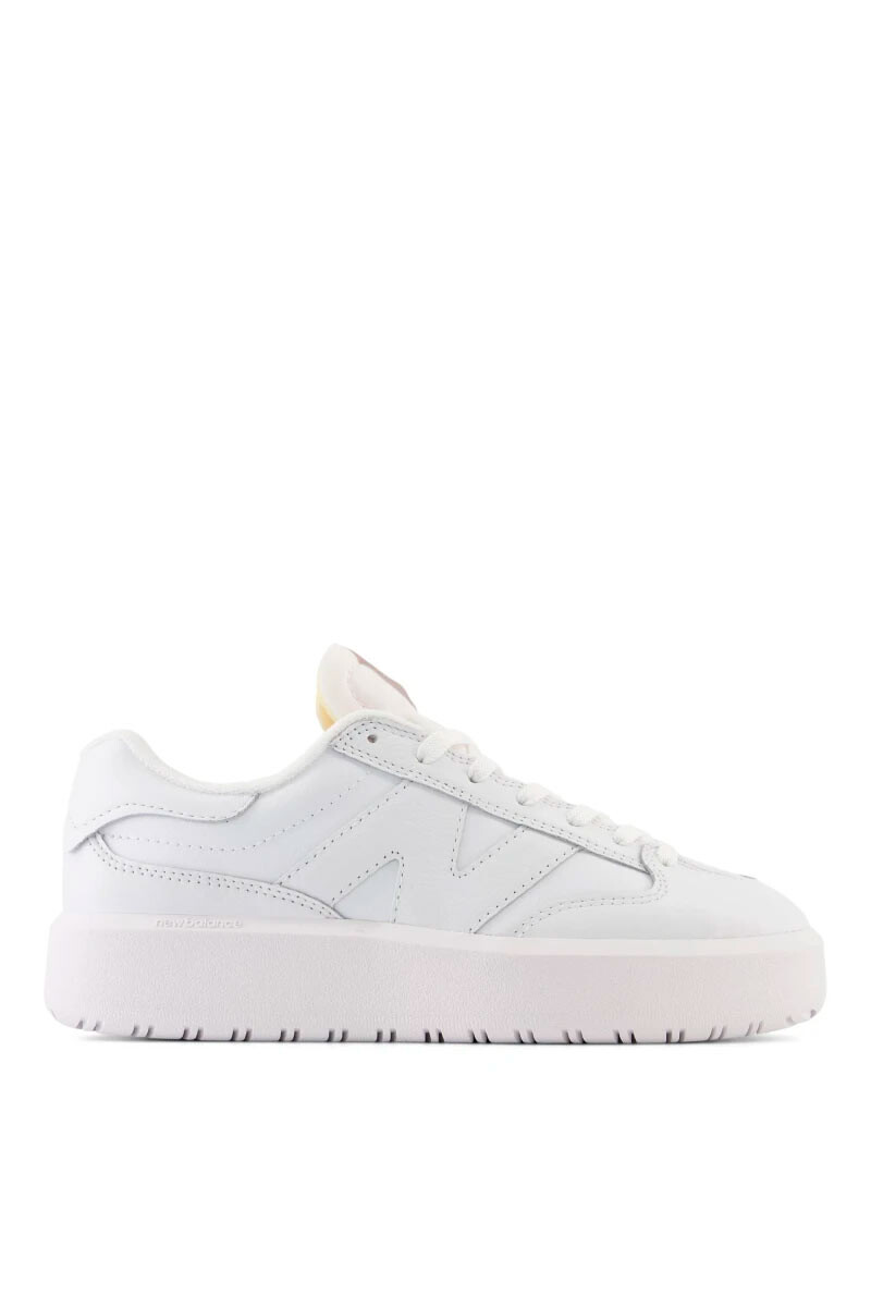 CALZADO DEPORTIVO NEW BALANCE CT302 
